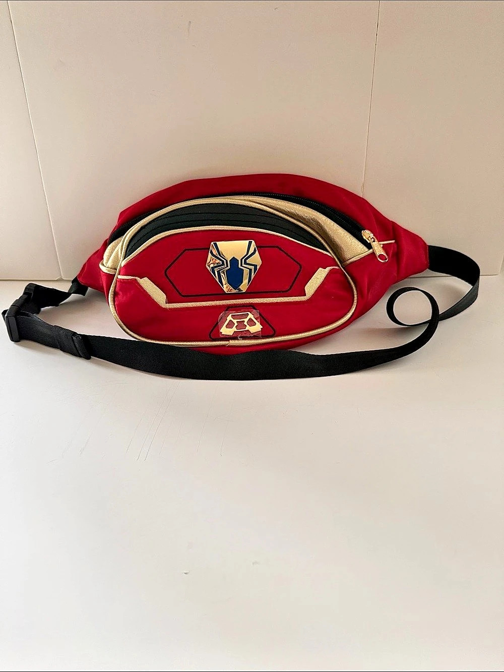 Disney Parks Marvel Spider-Man waist bag Red & Black New No Tags